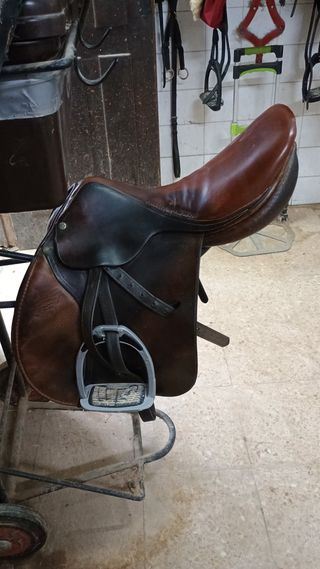 Montura Salto Butet 17