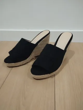 Tacones de cuña negros talla 43