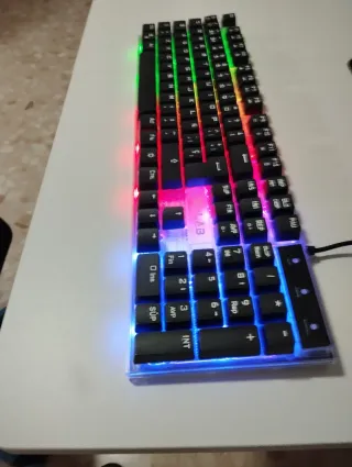 Teclado Gaming Negro y Rojo