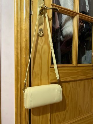 Bolso bandolera amarillo Zara