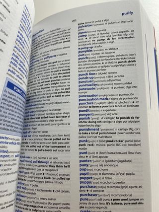 Diccionario english-spanish y español-inglés