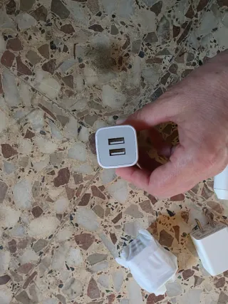 Cargadores USB Varios