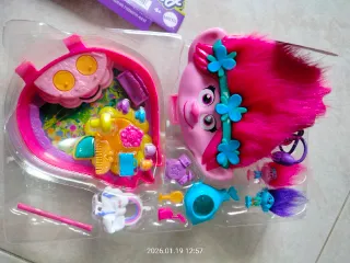Polly Pocket Trolls Playset