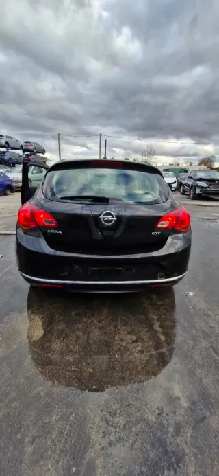Despiece Opel Astra J 1.6 CDTI 2015