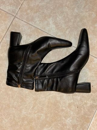 Botines tacón Zara negros