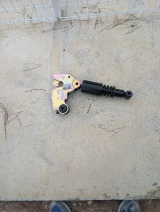 Soporte cabina Man F2000 con amortiguador