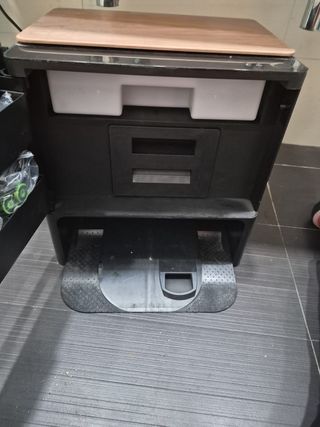 Roomba J9+ con base