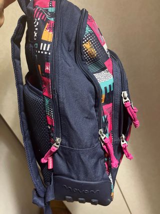Mochila escolar con estampado divertido