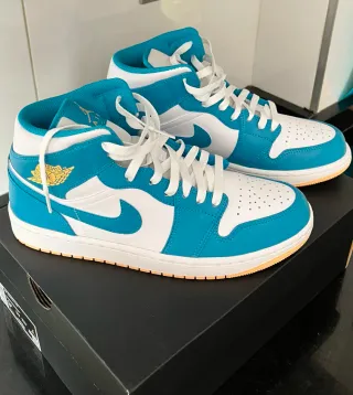 Zapatillas Jordan 1 Mid Talla 43