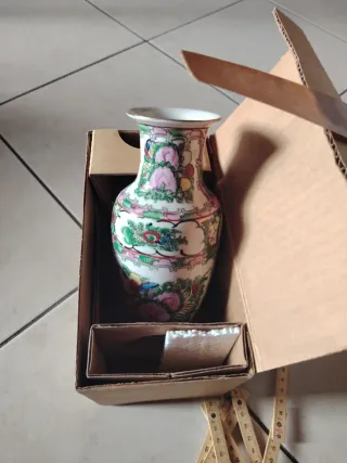 Vaso cinese vintage decorato