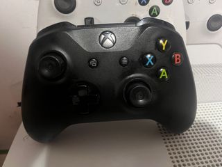 Xbox One S + 2 controller prezzo negoziabile