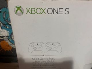 Xbox One S + 2 controller prezzo negoziabile