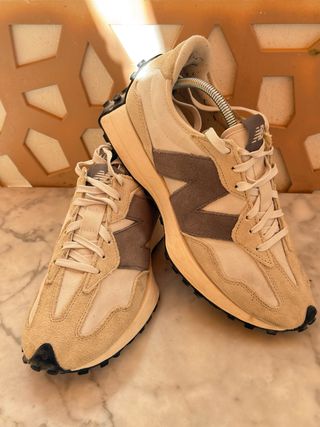 Zapatillas New Balance 327 Beige/Marrón