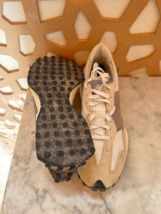 Zapatillas New Balance 327 Beige/Marrón