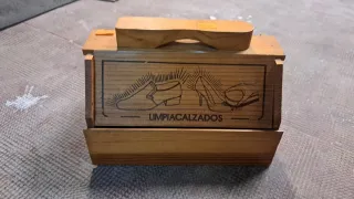 Caja Limpiacalzados Madera