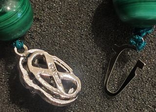 Collana in malachite naturale