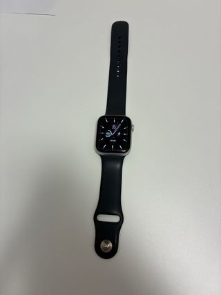 Apple Watch SE (2022) Plata y Negro