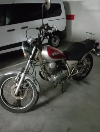 Yamaha Special 250 Custom 700euros acepto cambios