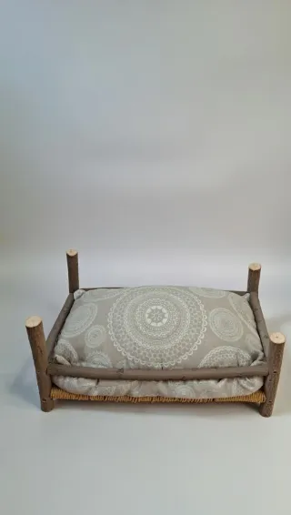 Cama artesanal para mascotas