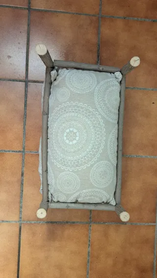Cama artesanal para mascotas