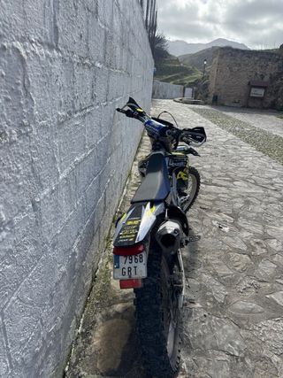 Suzuki RMZ 450 Enduro Moto
