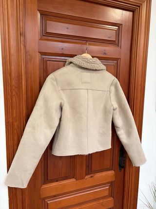 Cazadora beige con borrego green coast