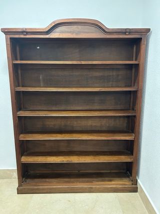 Librería de madera