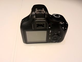 Cámara Canon EOS 4000D lista para usar