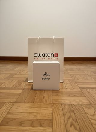 Swatch x Omega 1965