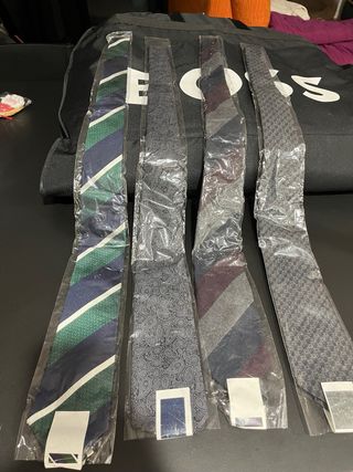 Lote 4 Corbatas BOSS