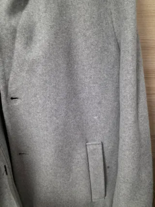 Gabardina gris hombre