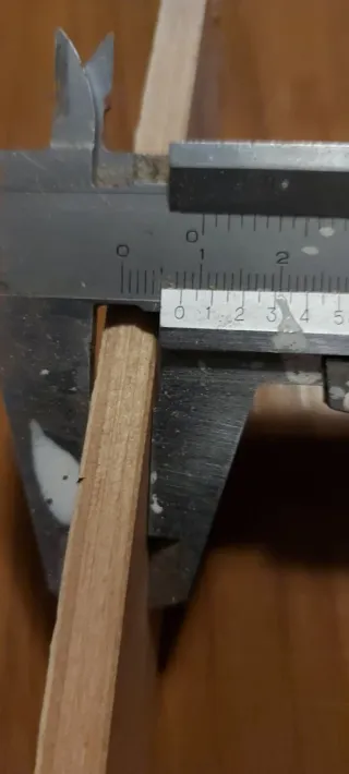 Tablas somier madera de 72,5 cm y soportes.