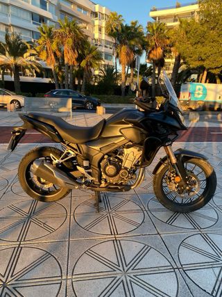 Honda CB500X 2023