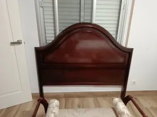 Cabecero de cama de madera