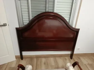 Cabecero de cama de madera
