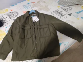 Abrigo Zara niño tal. 13-14 sin estrenar, etiqueta