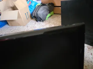 Monitor Samsung Negro y Rojo