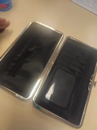 Monedero Gorjuss con dibujo de niña