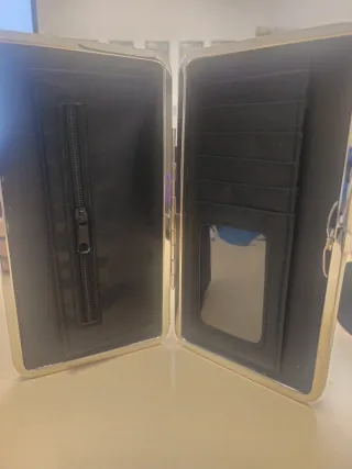 Monedero Gorjuss con dibujo de niña