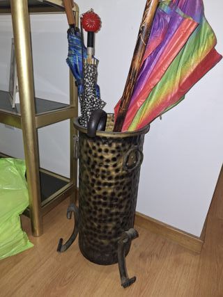 Paragüero antiguo metálico dorado