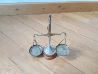 Báscula joyero vintage