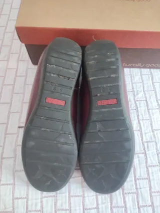 Pikolinos botín blucher rojo 39