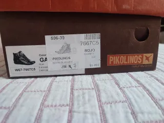 Pikolinos botín blucher rojo 39