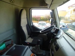 Renault MIDLUM 280.18 DXI-CAMIONES FRIGORIFICOS