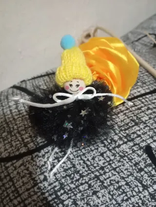 Broche o Llavero Hecho a Mano