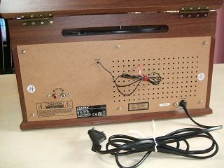 TOCADISCOS CON RADIO-CD/MP3-USB-SD-CASSETE