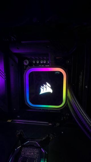 COHETE: INTEL I7 13700, RTX 4080, RAM CRS32gb, 4TB