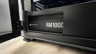 COHETE: INTEL I7 13700, RTX 4080, RAM CRS32gb, 4TB