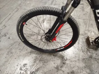 Bicicleta de Montaña B'TWIN Negra