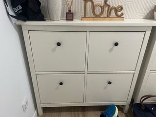 Zapatero HEMNES IKEA 4 compartimentos